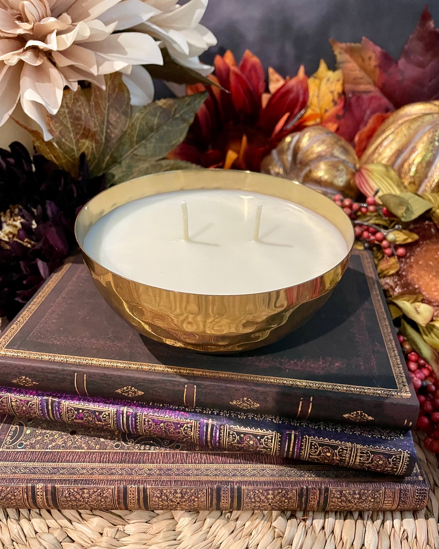 Hammered Gold Bowl Candle